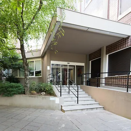 Residenza Cenisio מלון דירות 2*