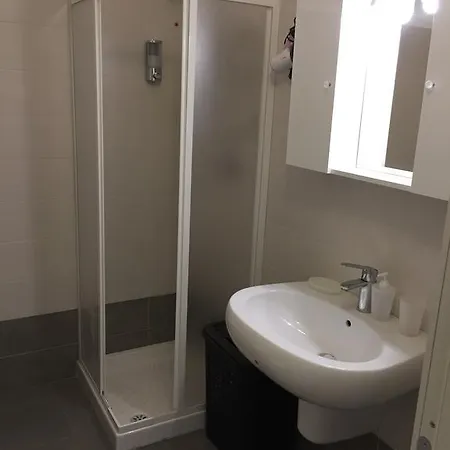 Apartment Station Superior Milan