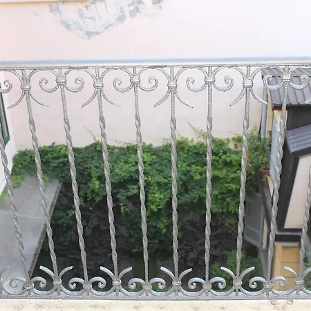 Porta Romana Guest house Milan