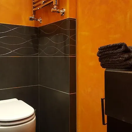 Bnbutler - Broletto 39 - A Few Steps To The Duomo And La Scala *