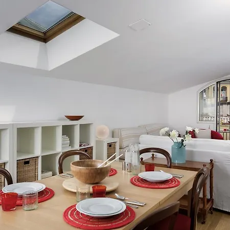 Boito Halldis Apartment *