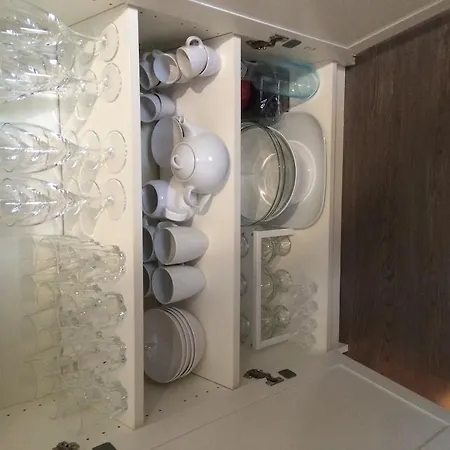2 Bedrooms, Airco, Wifi, Garibaldi Station By Kibilu Affitti Brevi