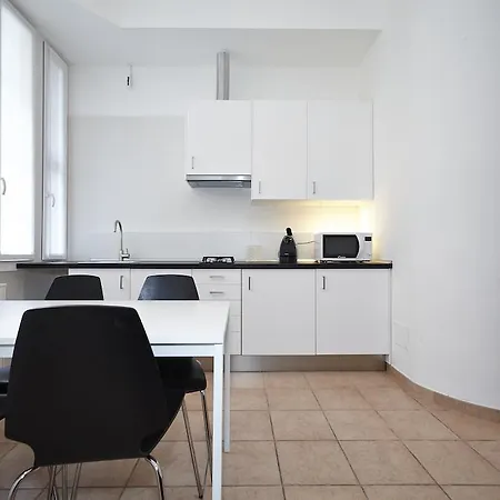 Apartment Brera In Sempione Park