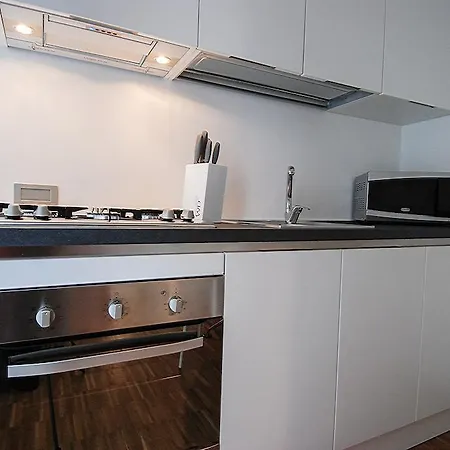 Apartment Vincenzo Vela Halldis Milan