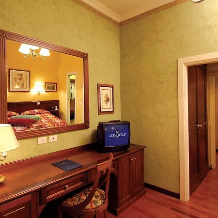 מלון Atahotel De Angeli 4*