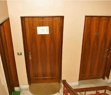 Milan B&B فندق مبيت وإفطار