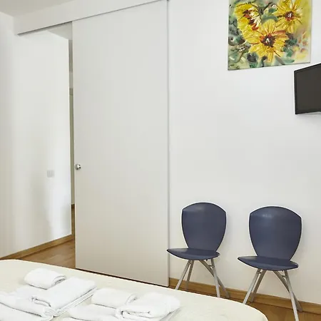 Apartment Station Superior