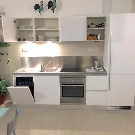 Apartment Station Superior Milan