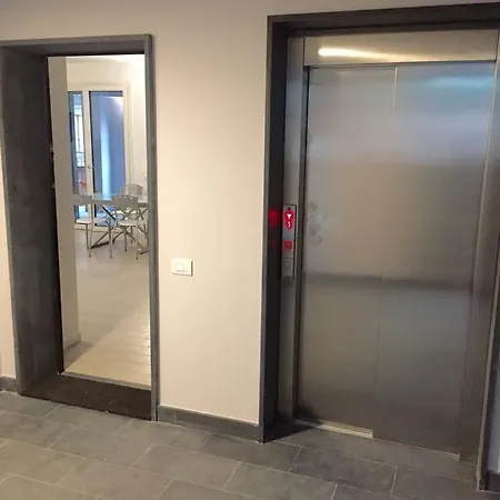 Apartment Station Superior Milan