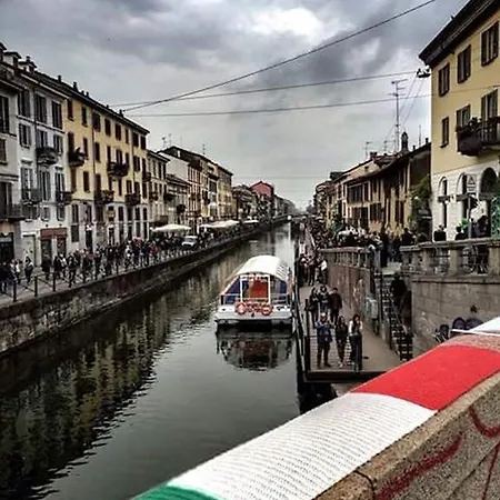 Апартаменты Accogliente Attico Sui Navigli