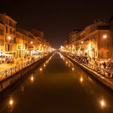 Апартаменты Accogliente Attico Sui Navigli *