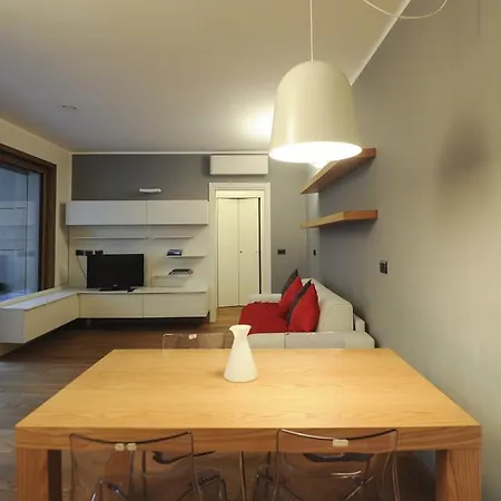 Apartment Navigli 10 Milan