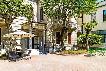 Hotel Luisa 2*