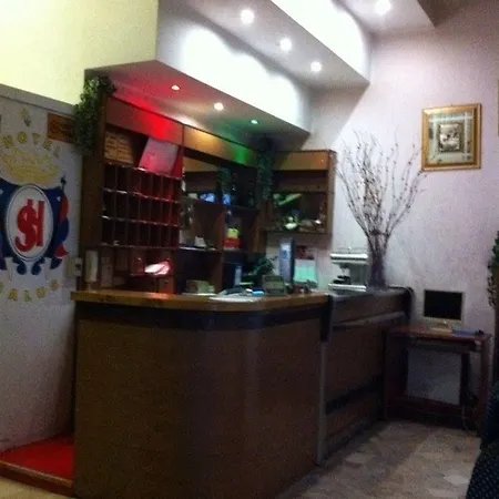 Salus ميلان