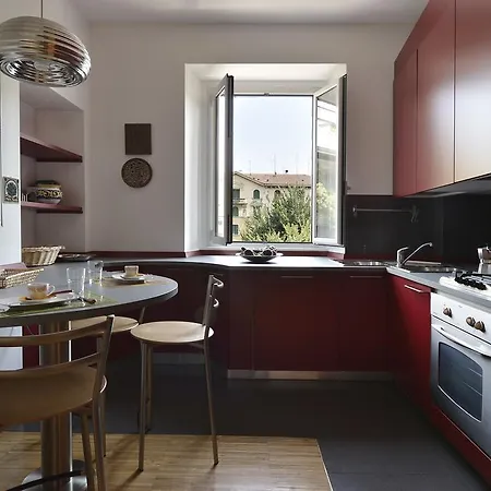 Apartment Halldis In Brera Milan