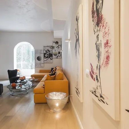 شقة Bnbutler - Broletto 39 - A Few Steps To The Duomo And La Scala