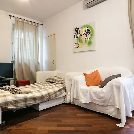 Appartement Temporary House - City Centre Milaan