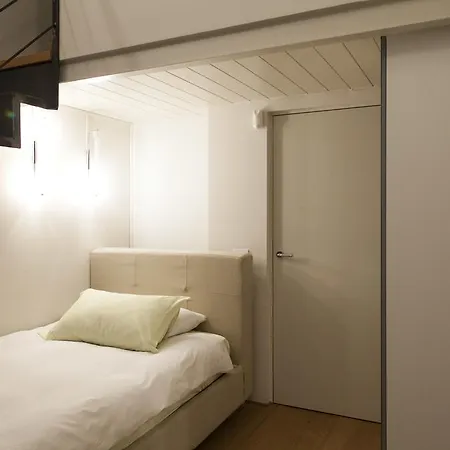 Apartment New Close To Duomo