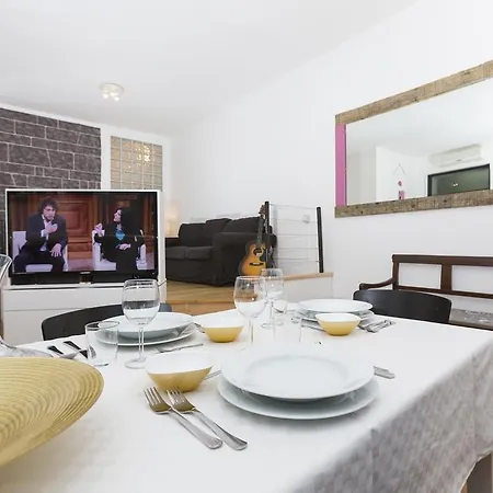 Apartamento Nerino Halldis