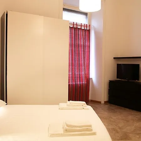Easyhomes - Cairoli Dante 米兰