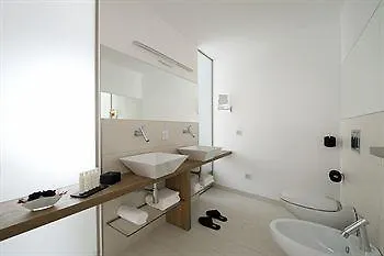 Hotel apartamentowy Duomo Mediolan