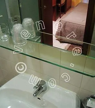 Отель Vienna 3*