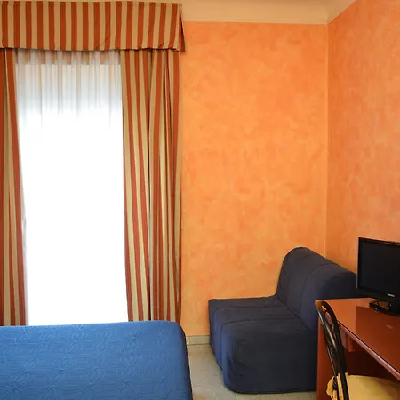 Hotel Aurora *