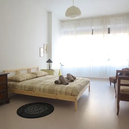 Lägenhet Temporary House - Sant'Ambrogio *
