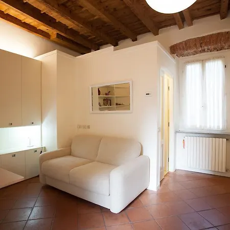Apartment Temporary House - Milan Porta Ticinese 2 *