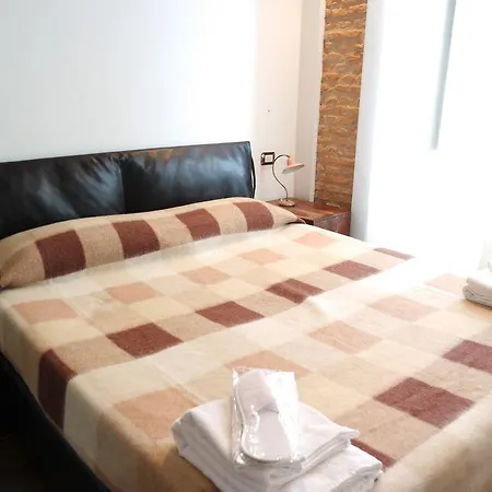 Apartment Temporary Navigli Milan