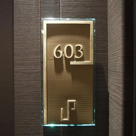 Uptown Palace Otel 4*