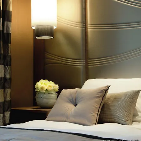 Uptown Palace Hotel