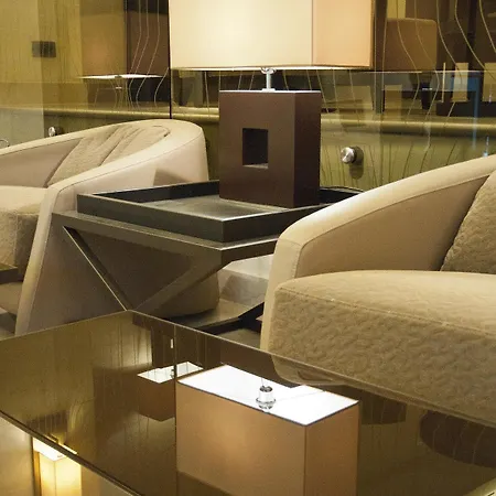 Uptown Palace Otel