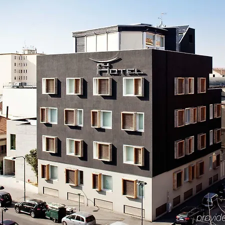 Nu Hotel