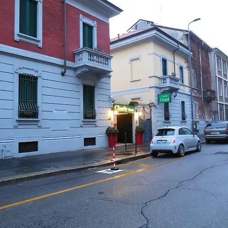 Charly Отель 3*
