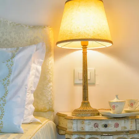 산타 마르타 스위트 4*