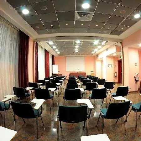 伽利略酒店 4* 米兰