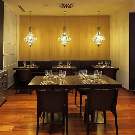 Garibaldi Station By Ihg מלון