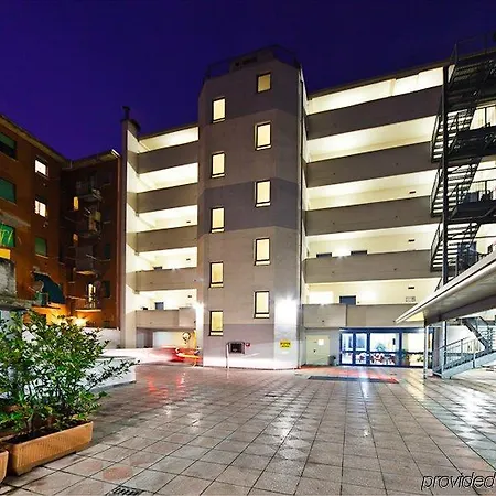 Sechi With Parking 3*