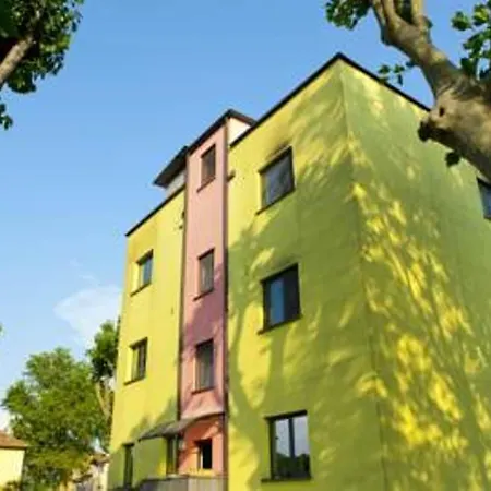 Quercia Aparthotel 2*