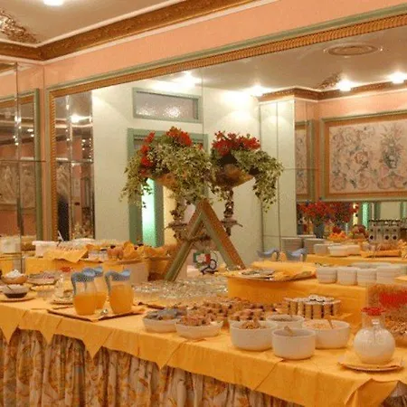 Ih Puccini Hotel 4*