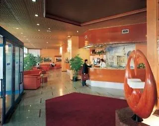 Unaway & Quark Due Aparthotel