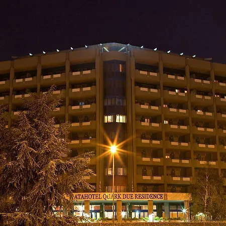 Unaway & Quark Due Aparthotel