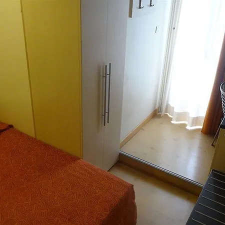 Piacenza Hotell