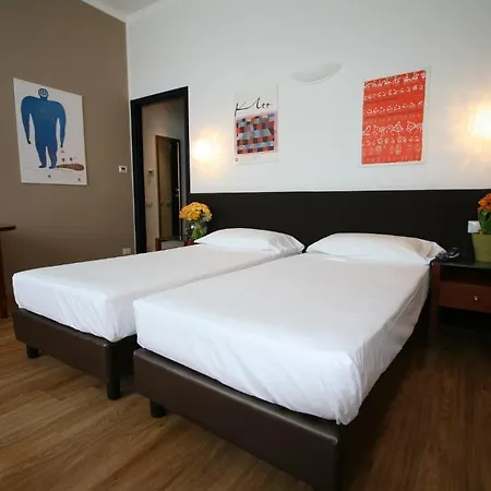 Oro Blu 4* Milano