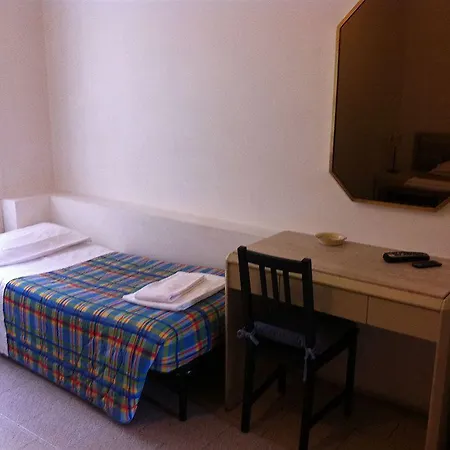 Emmy Hotel