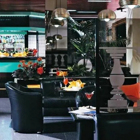 Hotel Astoria Sure Collection By Western 3*