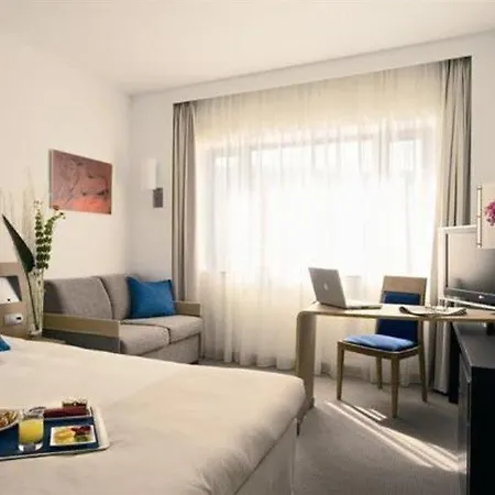 Hotel Novotel Nord Ca' Granda 4*