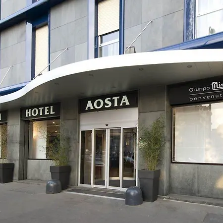 Отель Aosta 3*