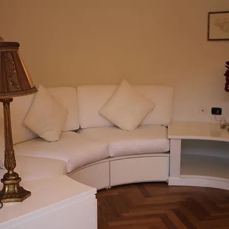 Apartmanhotel Easy - And Navigli Milánó